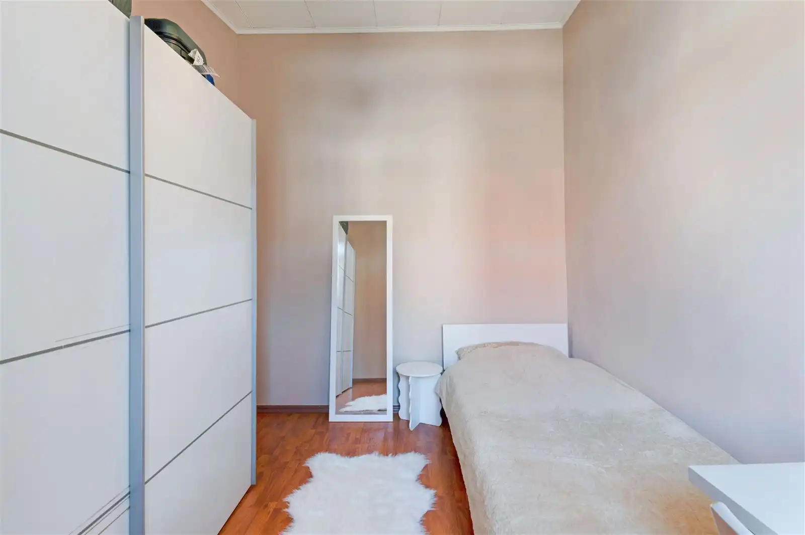 Woning met 4 slaapkamers en buitenruimte in Gent centrum. foto 9