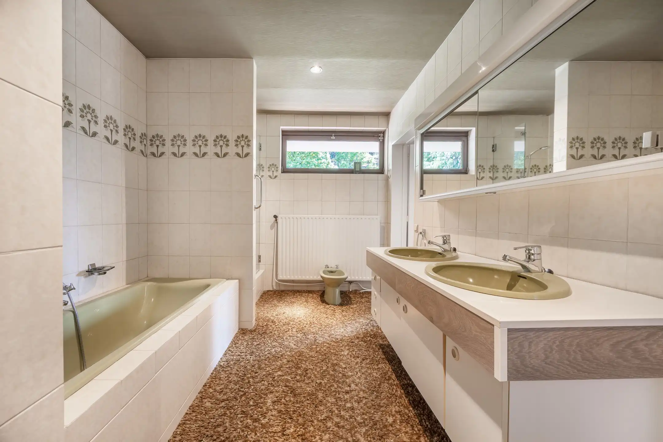 Karaktervolle villa met mooie tuin op toplocatie in Kapellen foto 20