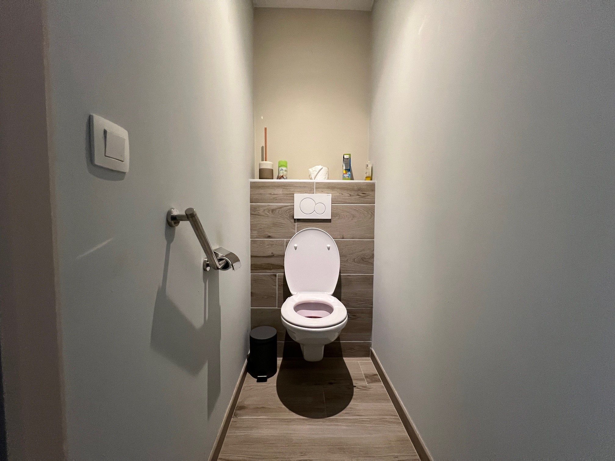 Instapklaar gelijkvloers appartement met 2 slaapkamers en tuin. foto 5