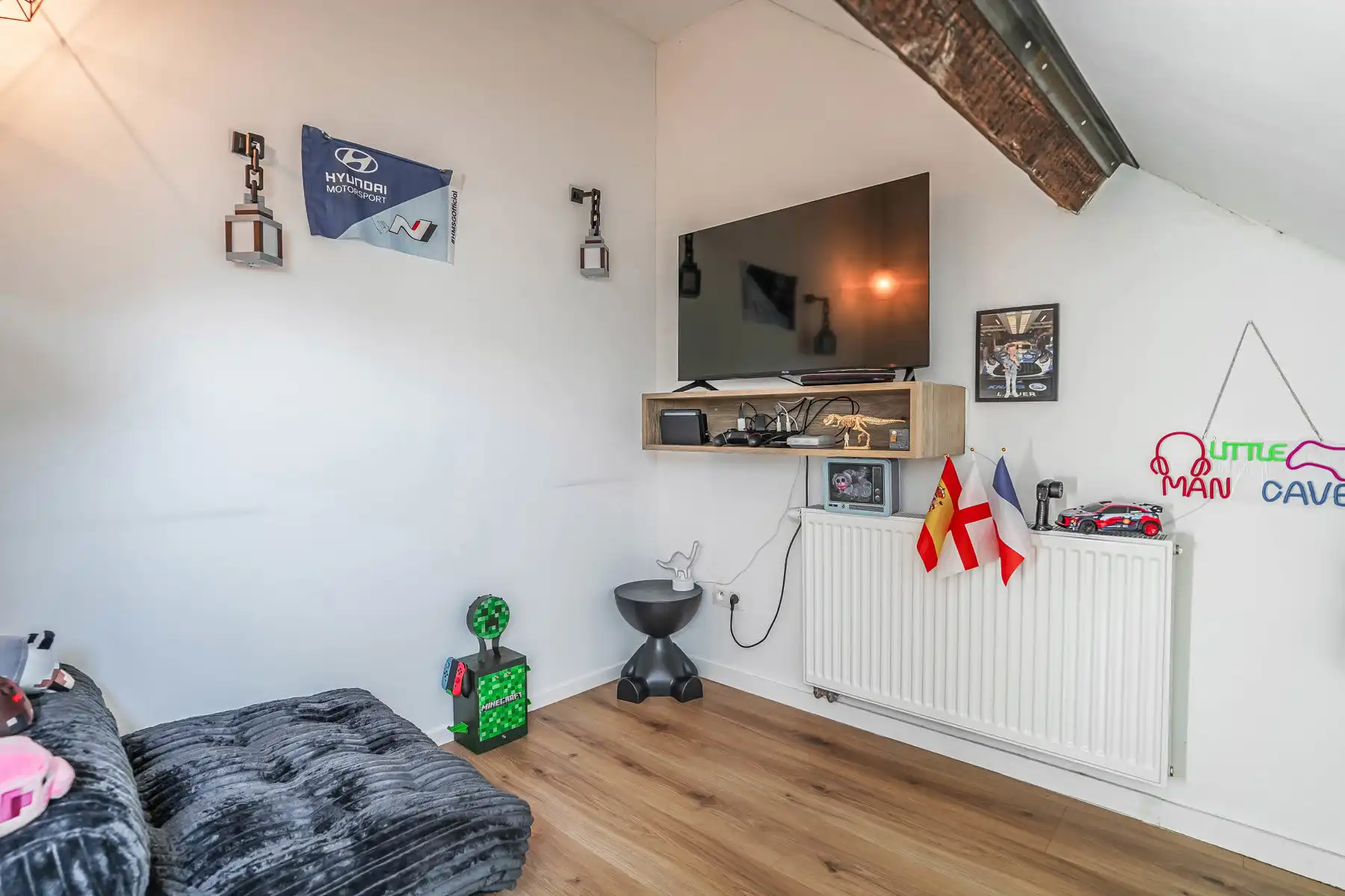Knap gerenoveerde half open bebouwing te Londerzeel Sint-Jozef foto 28