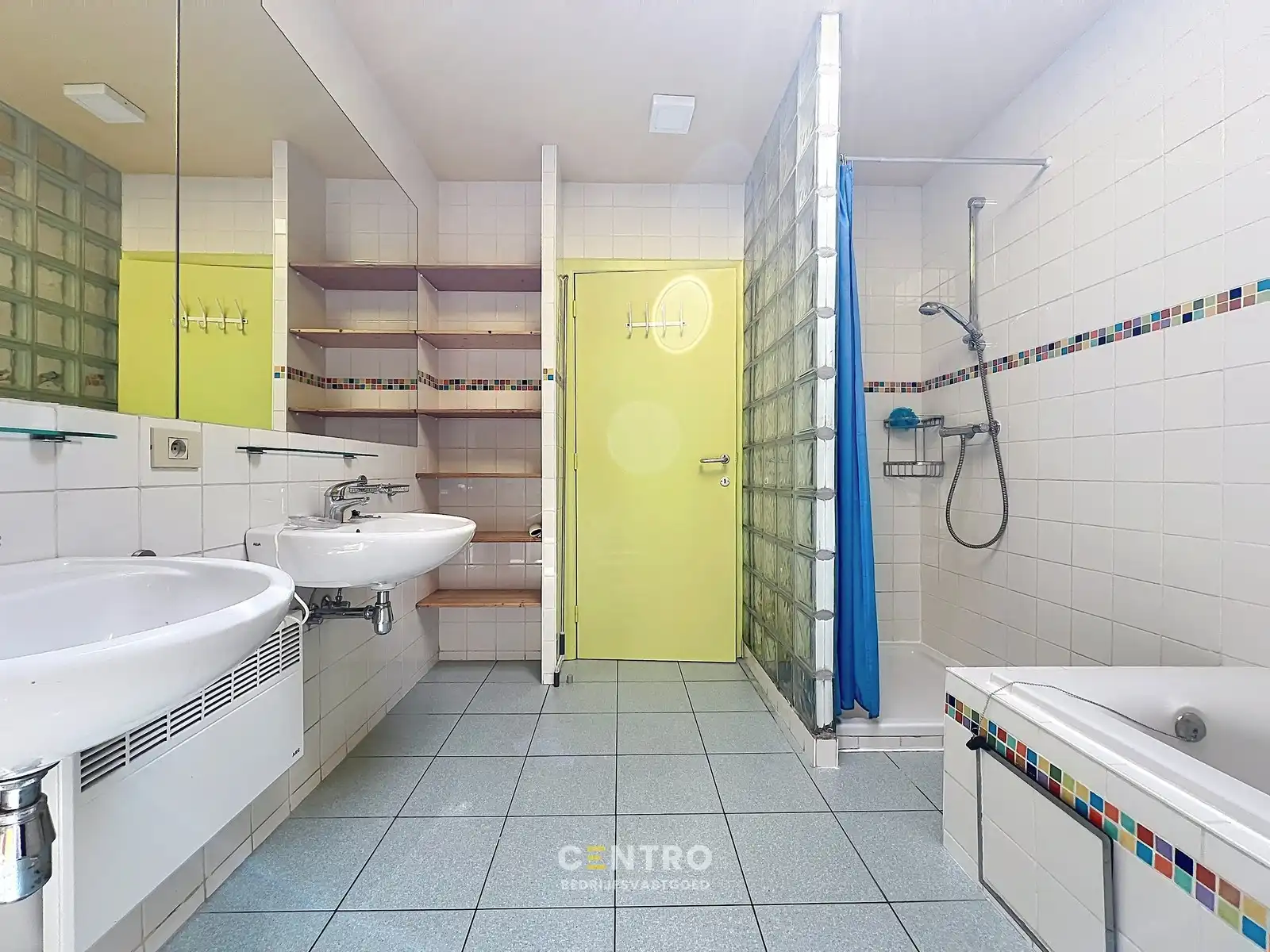 Magazijn met woning in Oostnieuwkerke mét uitbreidingsmogelijkheden - Ideaal voor combinatie wonen en werken. foto 37
