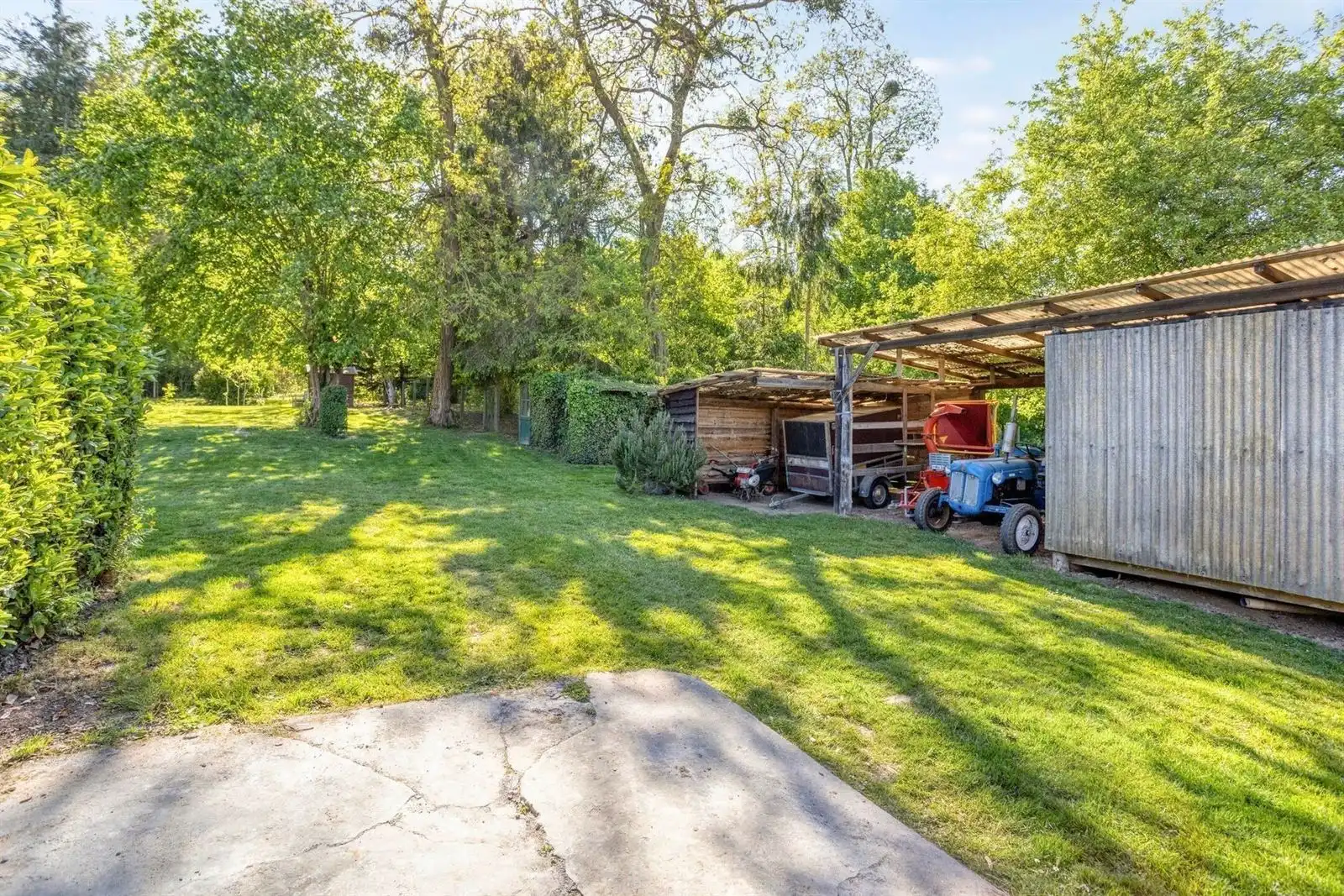 Woning + atelier + weide op een terrein van 59a79ca foto 37
