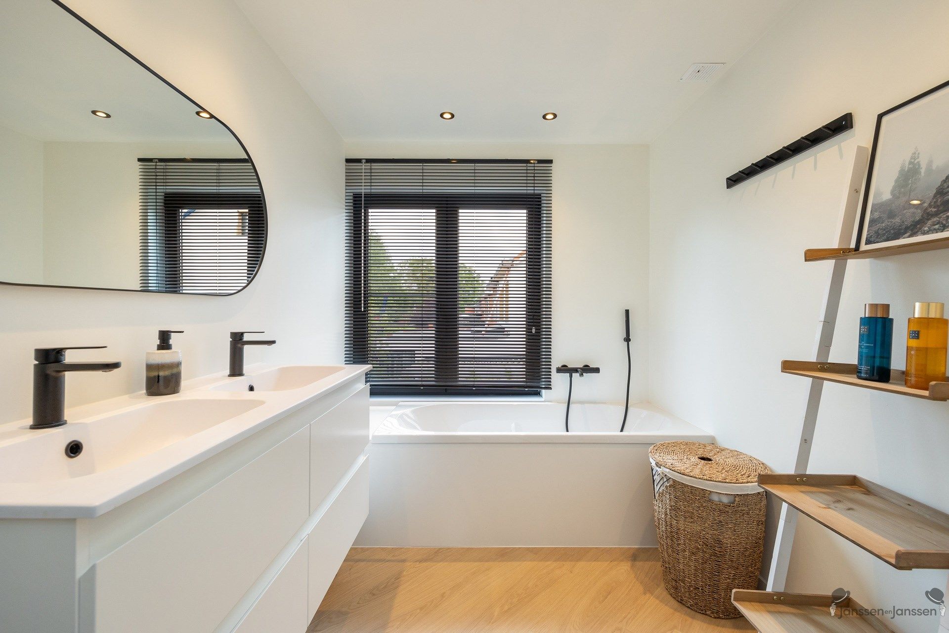 Instapklare recent gerenoveerde woning met zonnige tuin  foto 13