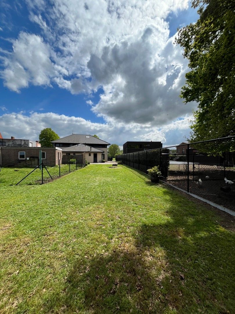 Knappe moderne woning op een prachtig perceel foto 20