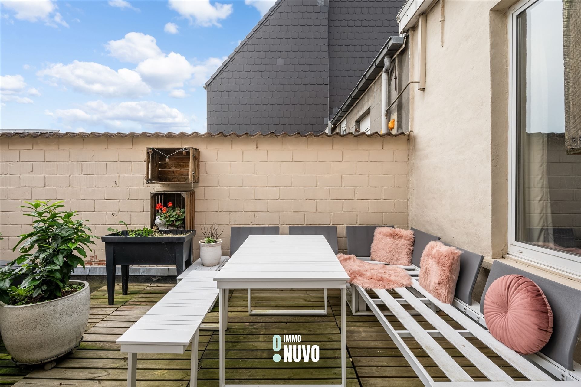 Handelspand met woonst op commerciële ligging te Aalst foto 3