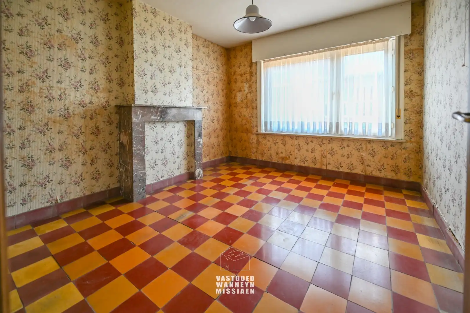 Halfopen bebouwing met 5 slaapkamers op 581m² met 2 garages en een uitweg foto 17