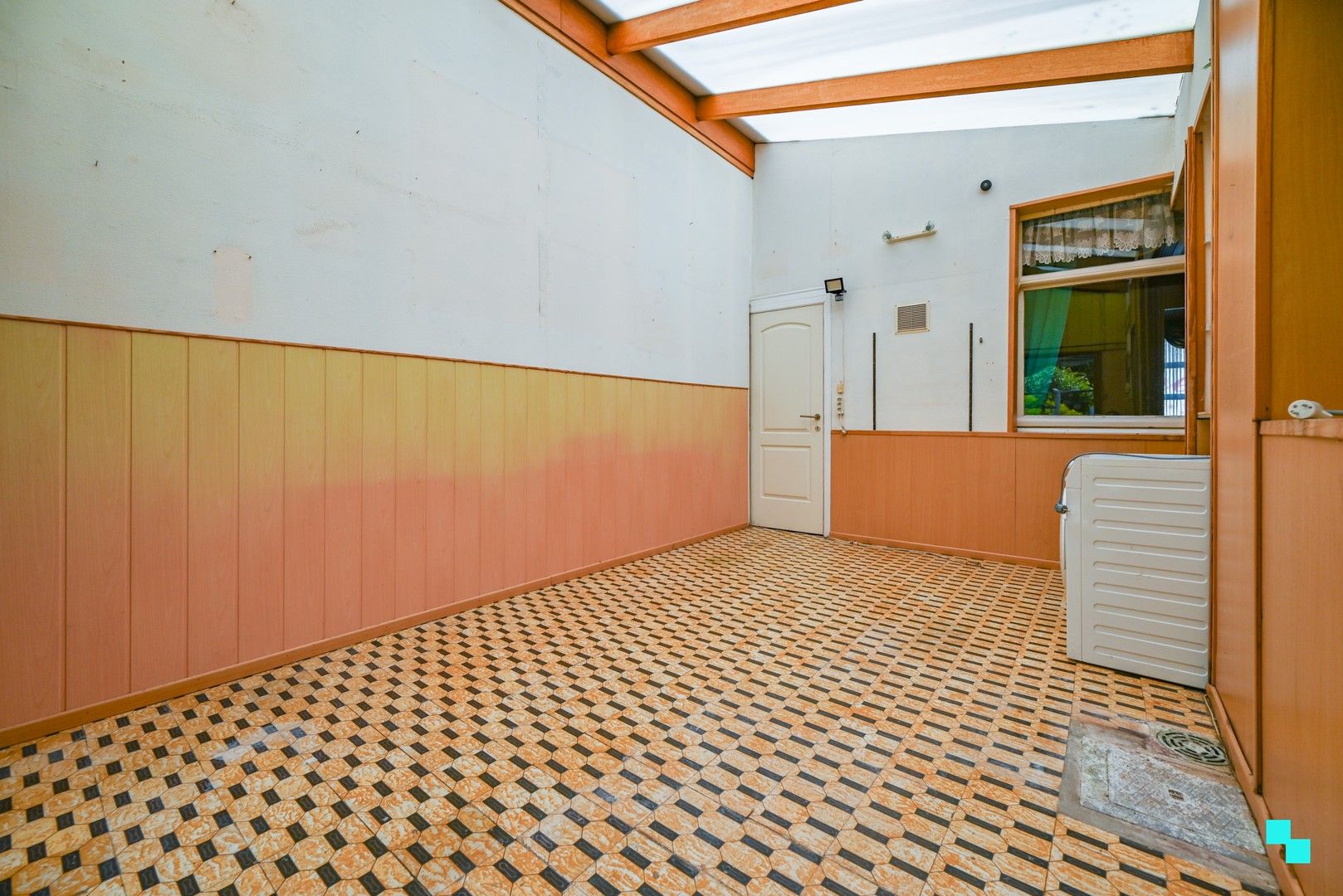 Eéngezinswoning met garage op grens Izegem / Lendelede foto 13