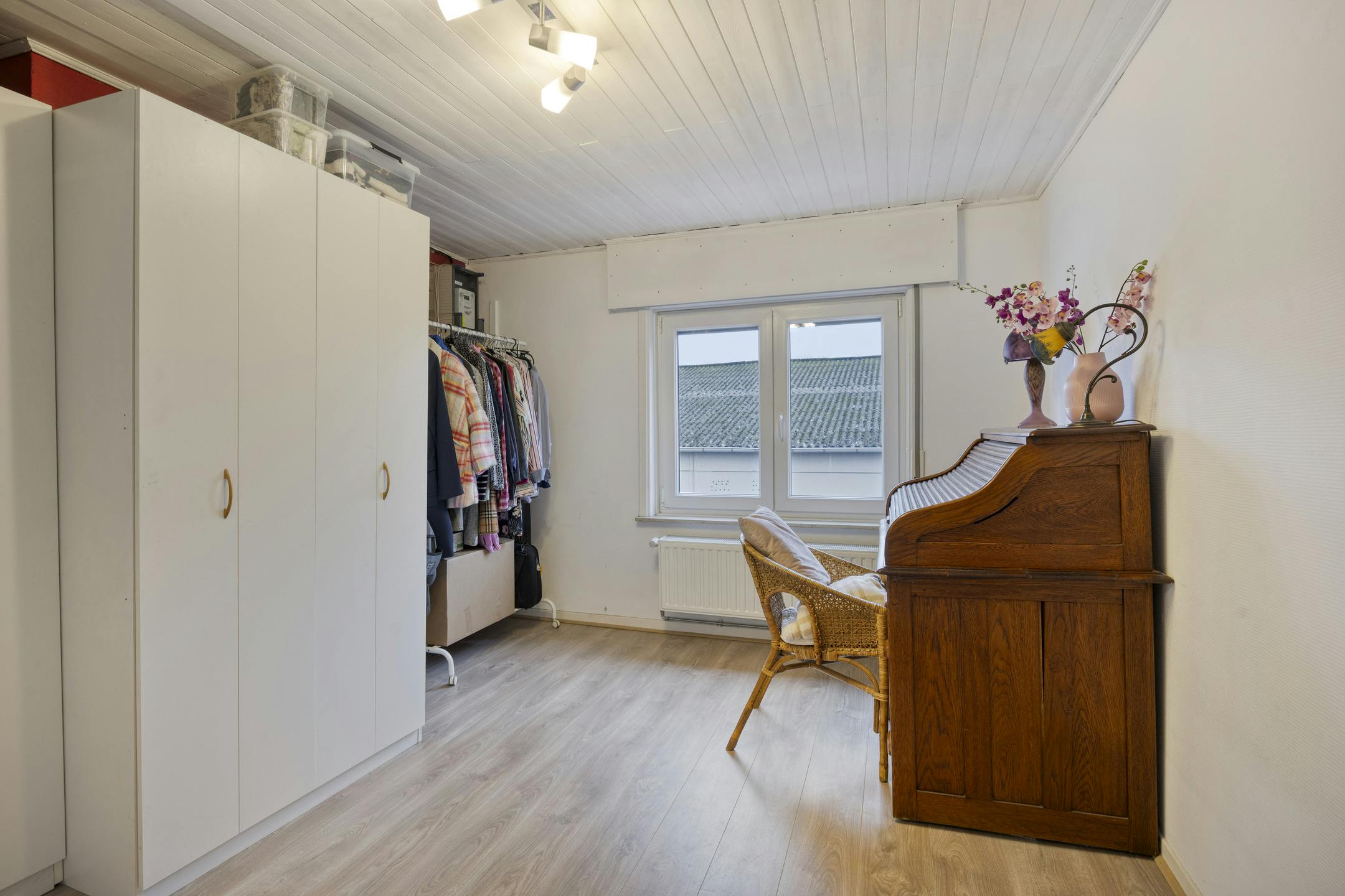 Charmante woning met potentieel te koop in Steenokkerzeel foto 10