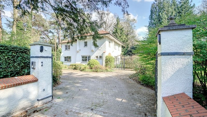 Charmante villa van 206m² op 16a80ca foto 32