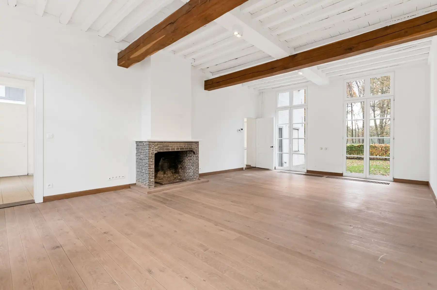 Unieke pastoriewoning in parktuin met uniek uitzicht foto 4