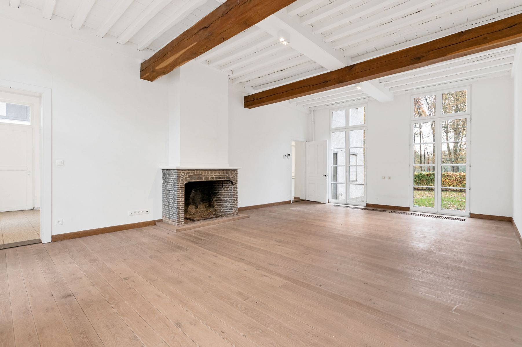 Unieke pastoriewoning in parktuin met uniek uitzicht foto 4