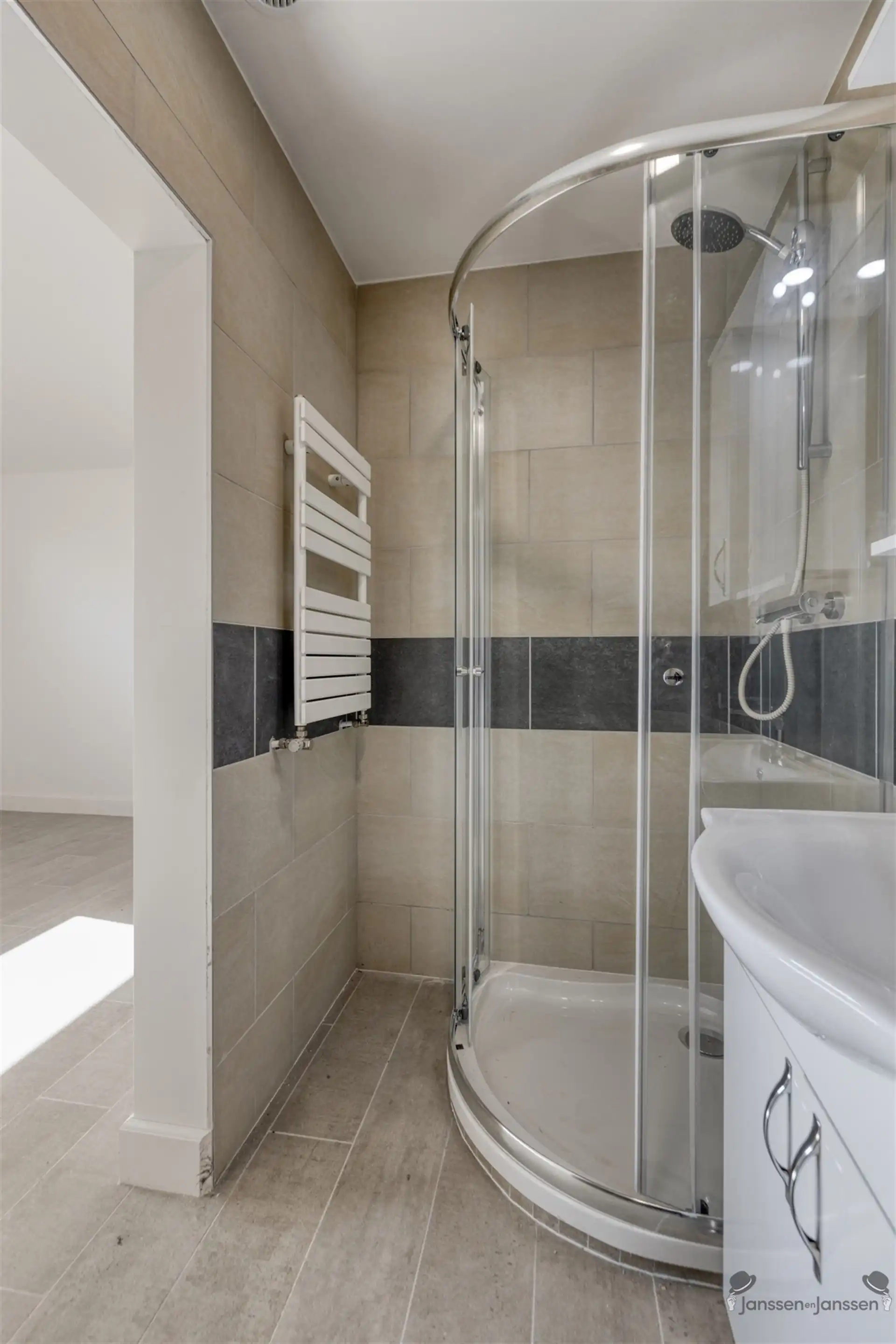 nieuwbouw met 4/5slaapkamers zonder BTW foto 15