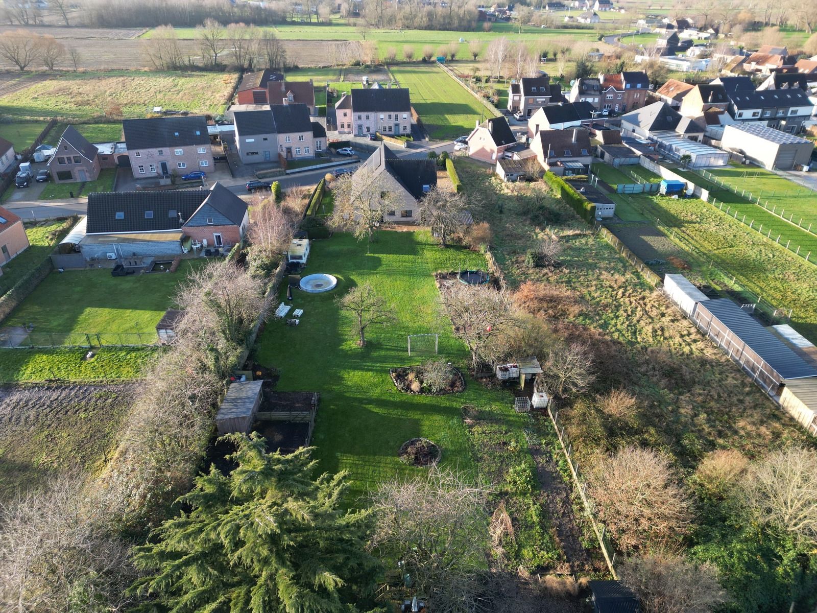 Landelijk gelegen, Prachtige Villa MET 5 SLPK, riante tuin en garage! foto 26