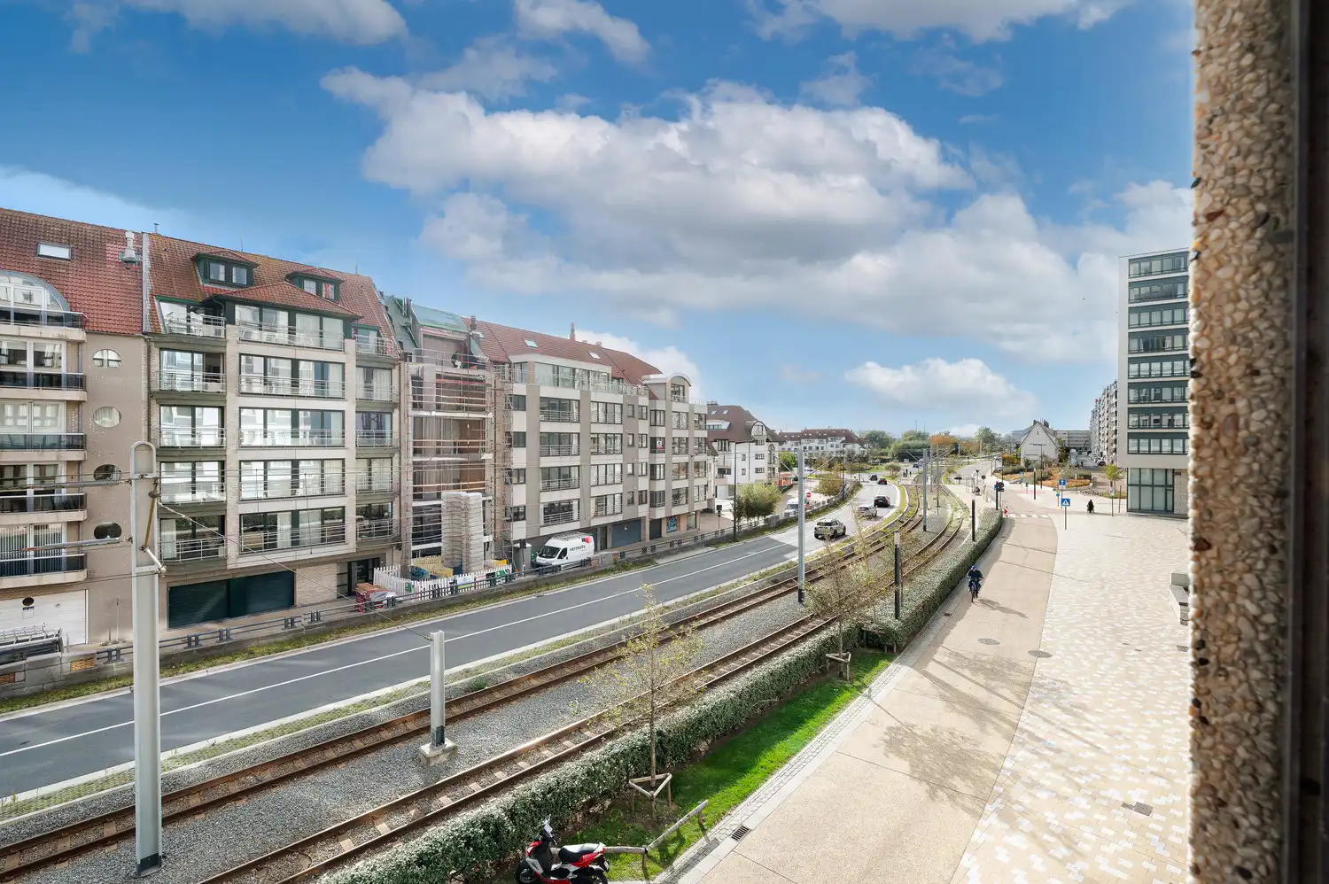 Gerenoveerde studio vlak achter de Zeedijk in Heist foto 6