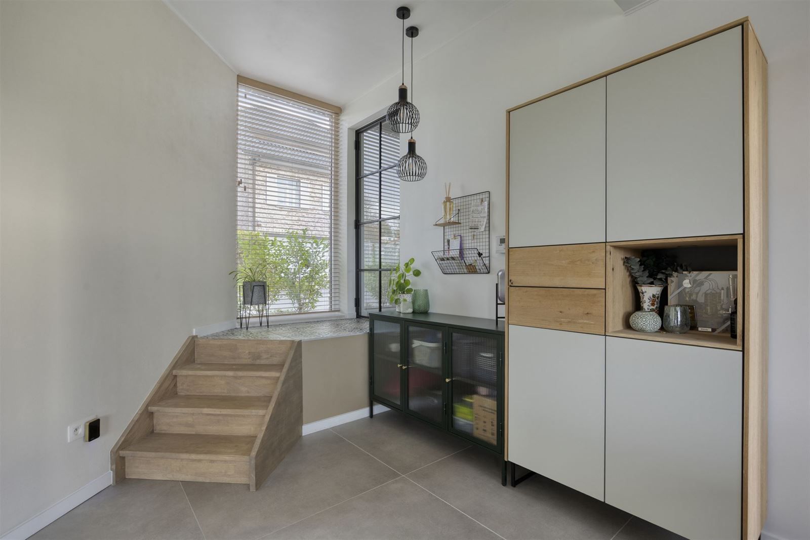 Instapklaar driegevel woning in groene omgeving foto 5