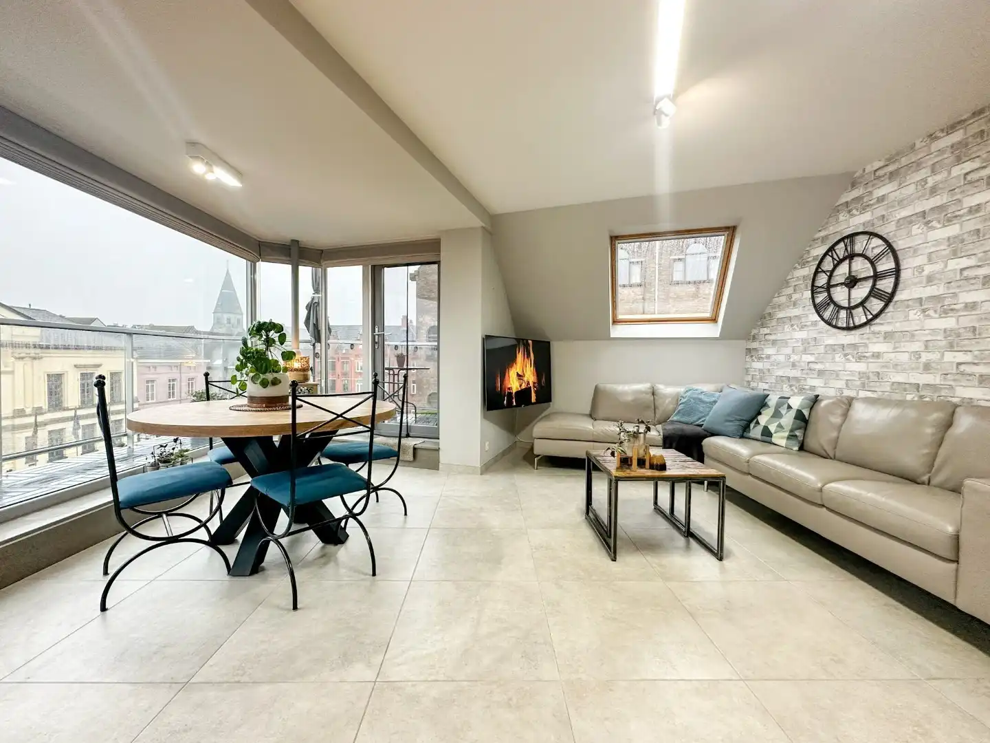 Instapklaar 2-skp appartement met zalig zonneterras, Torhout foto 2