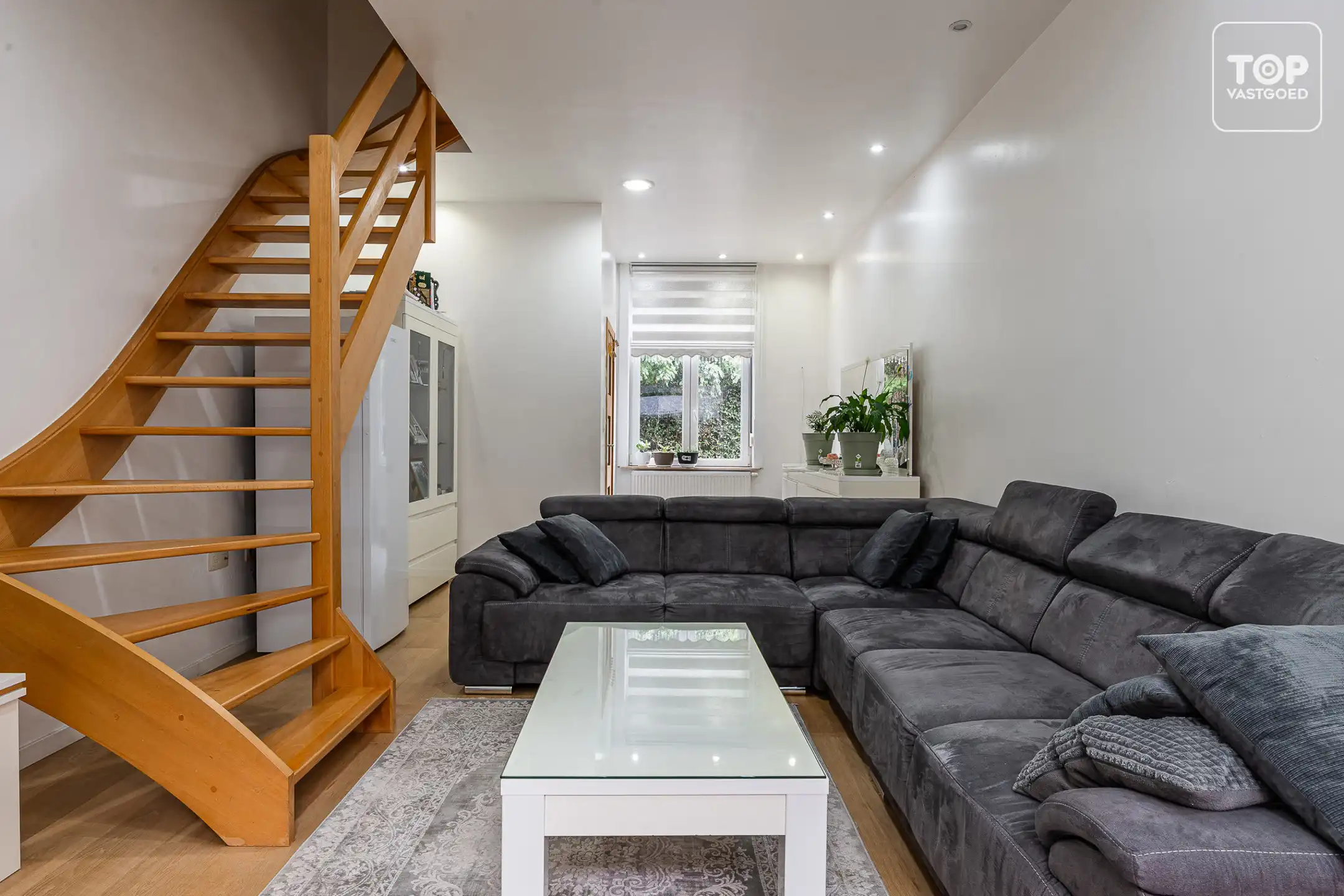 Instapklare woning met 4 slaapkamers op gunstige locatie. foto 3