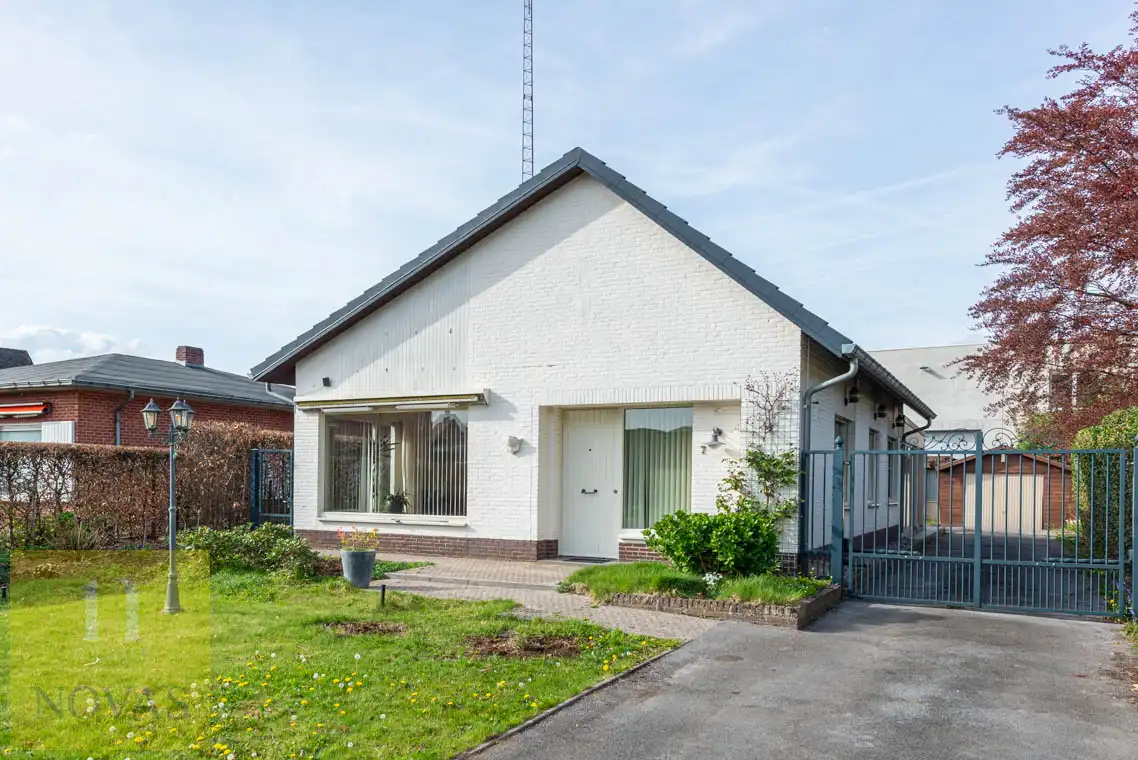 Rustig gelegen gelijkvloerse woning op wandelafstand van Neerpelt centrum foto 3