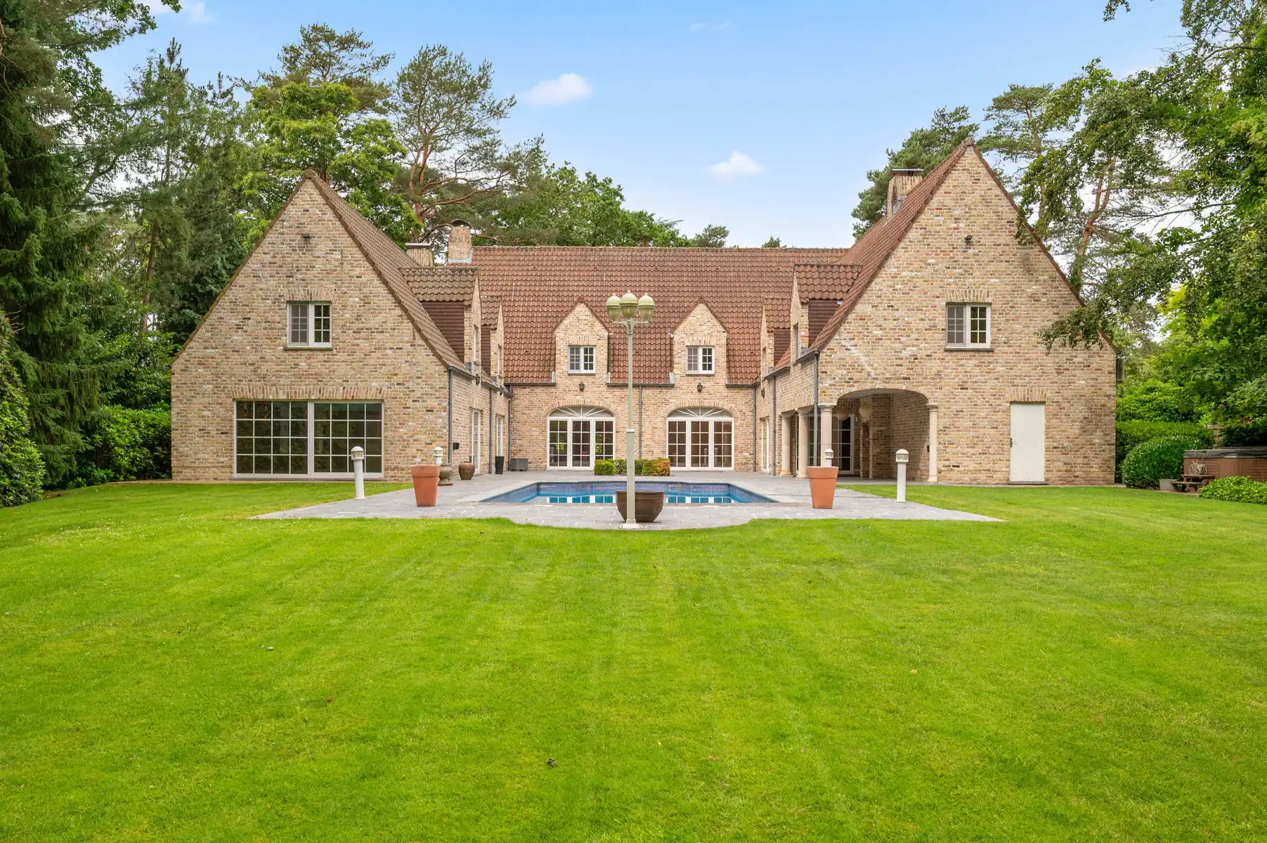 Exclusieve luxe-villa op een toplocatie in Keerbergen foto 6