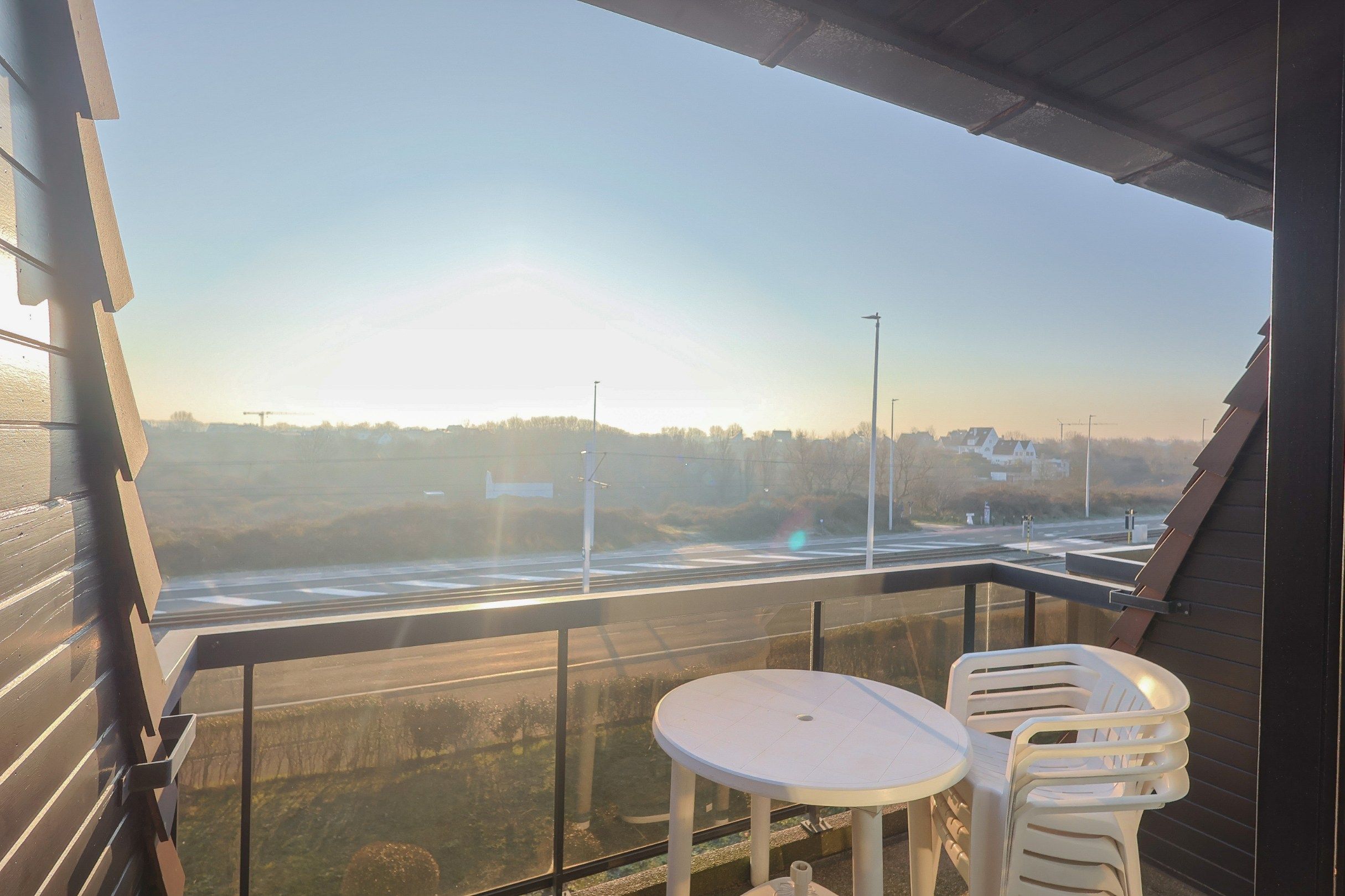 Zonnige studio op wandelafstand van de zee in Oostduinkerke foto 5