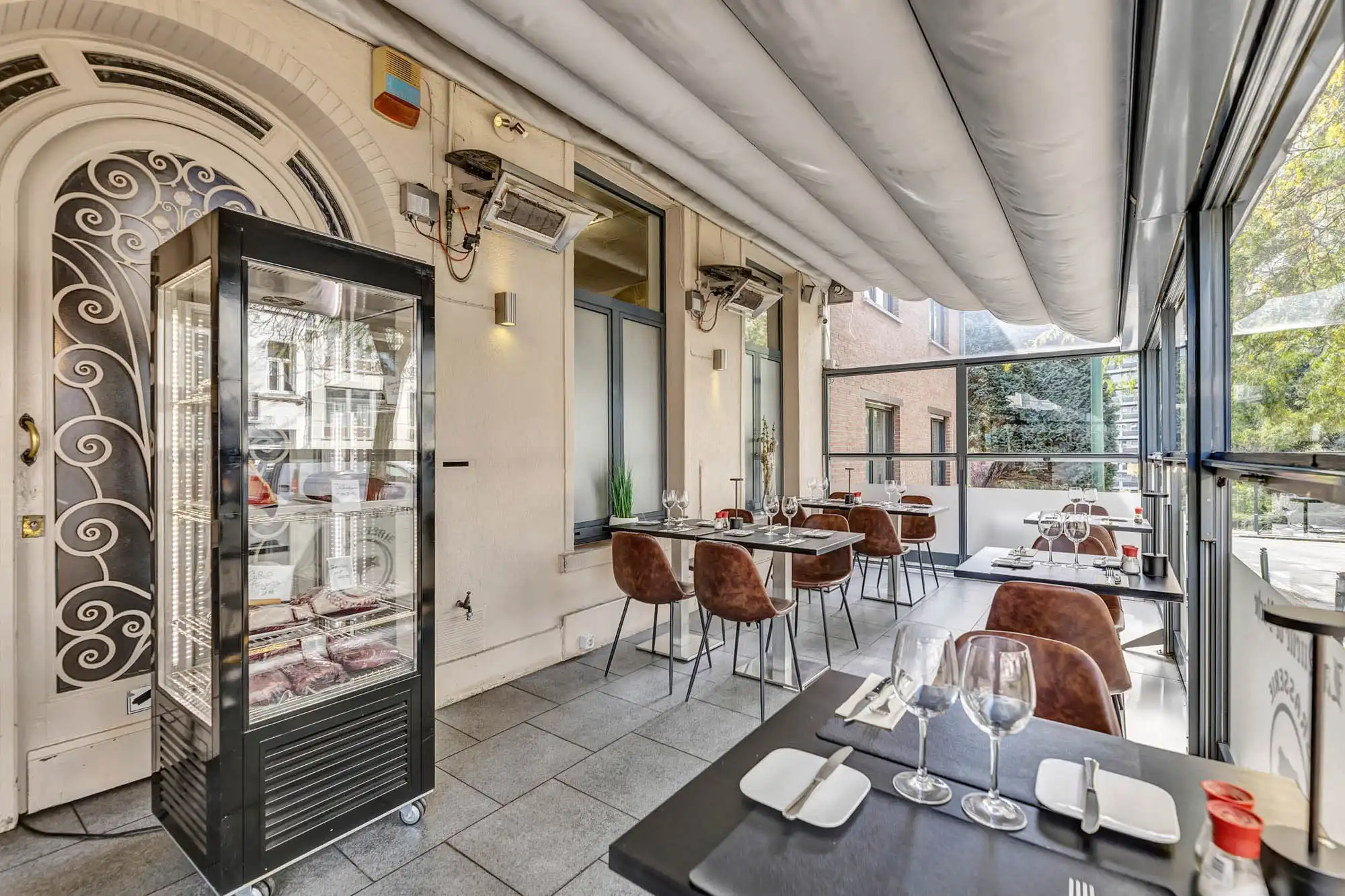 Gewaardeerd restaurant/handelspand met appartementen foto 10