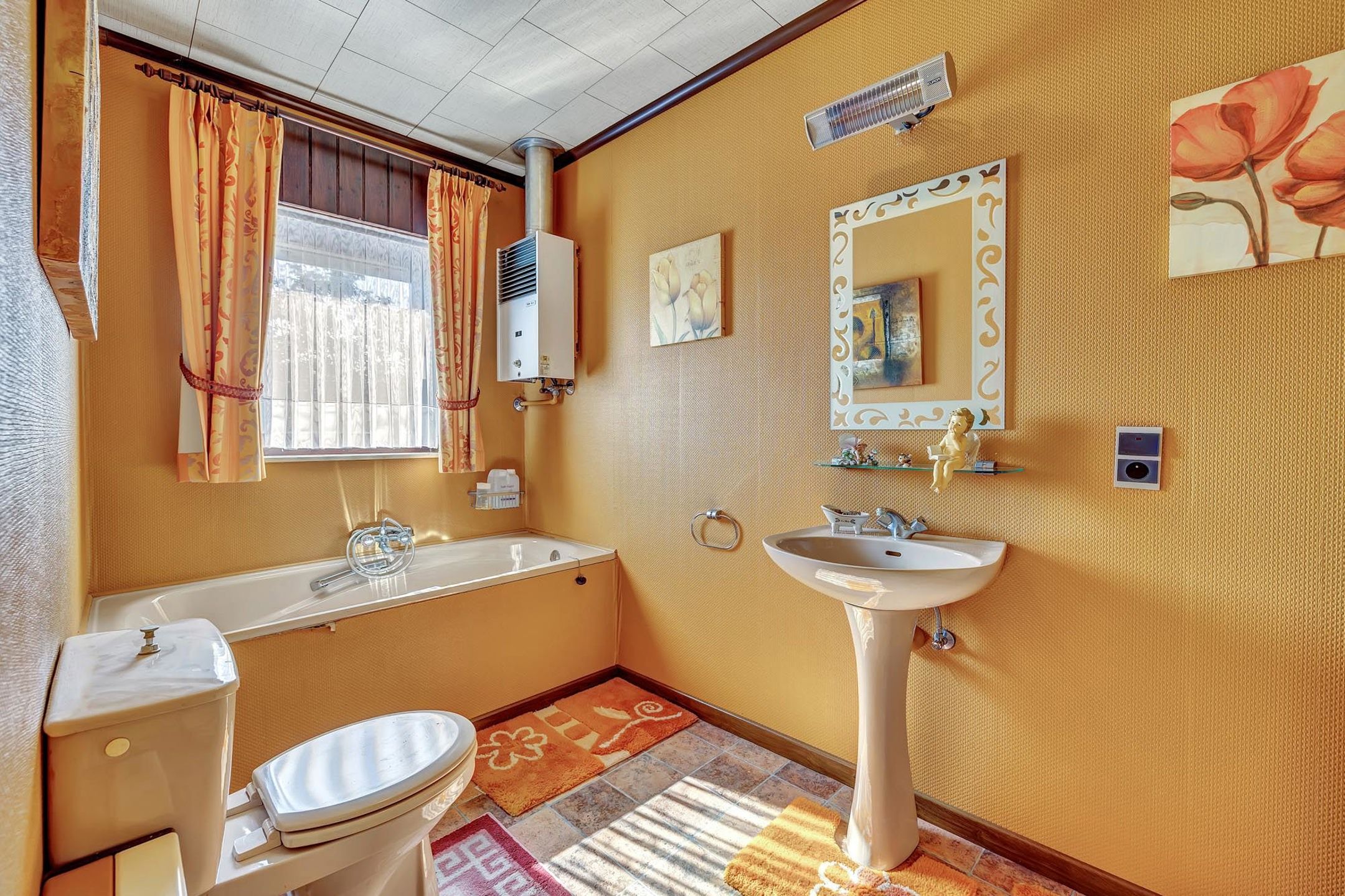 Charmante woning met 3 slpk met garage/(kleine)handelsruimte foto 25