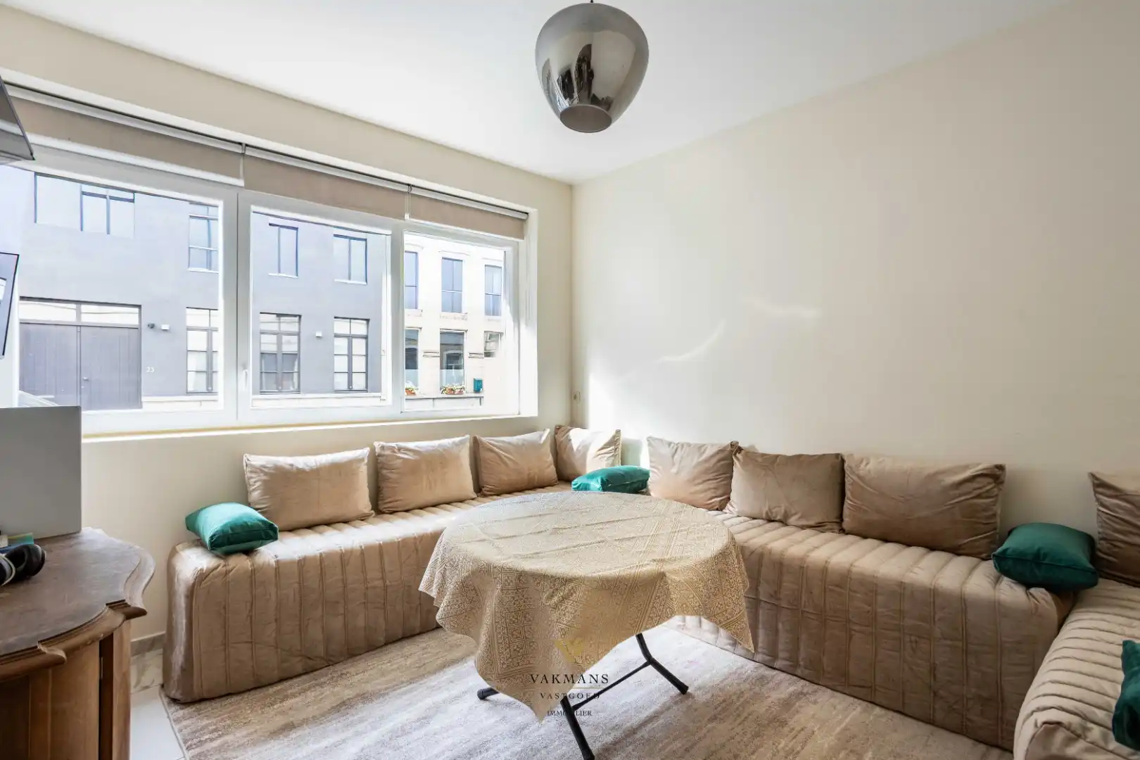 Gerenoveerde moderne woning met 4 slaapkamers en stadstuin foto 22