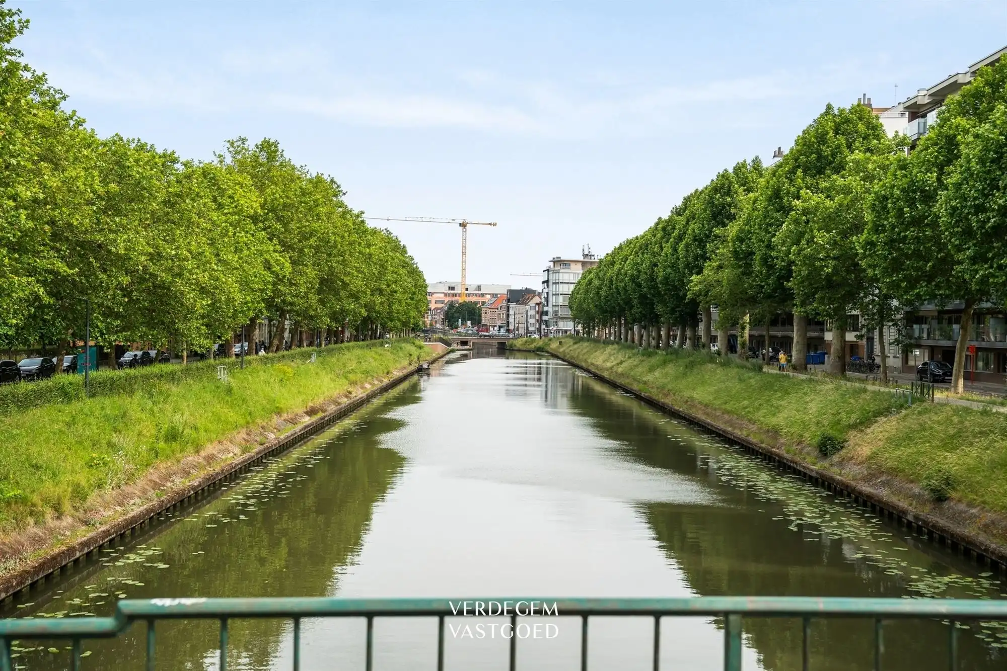 Karaktervolle stadswoning met 5 slaapkamers nabij het Groene Valleipark foto 15