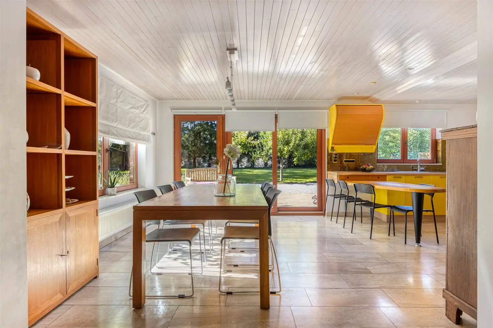 TE KOOP: Uniek woon- en investeringspand met ruime woning en 6 verhuurde studio’s te Heusden-Zolder! foto 18