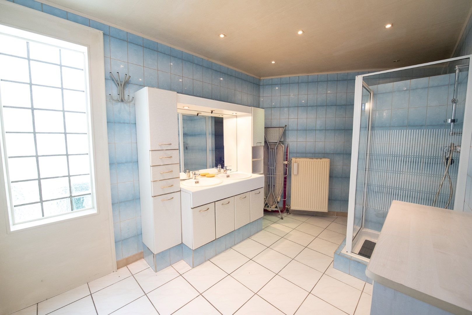 TE KOOP: Te renoveren woning in Gentbrugge! foto 9