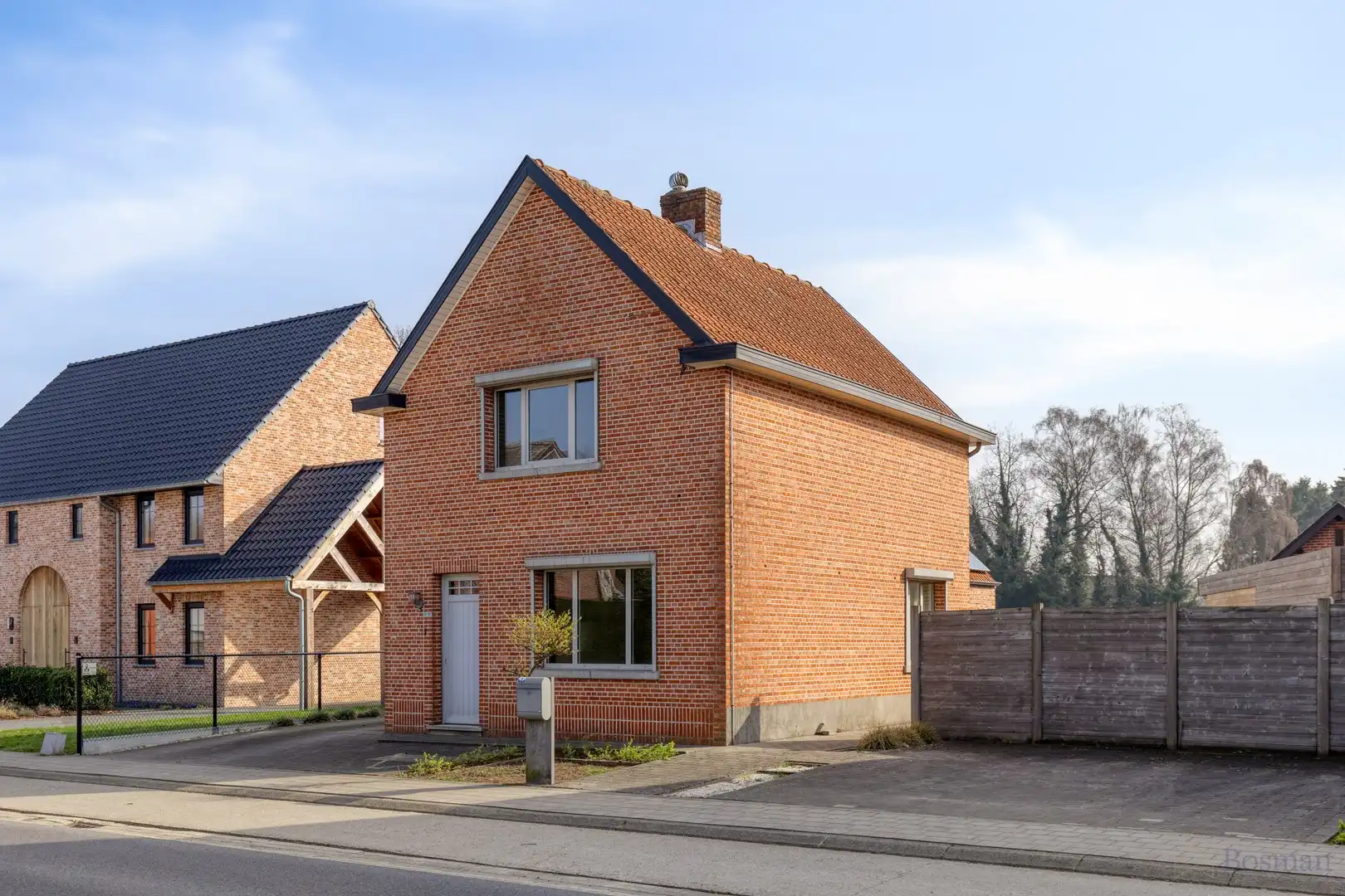 Instapklare gezinswoning in het hartje van O.-L.-V. Olen foto 3