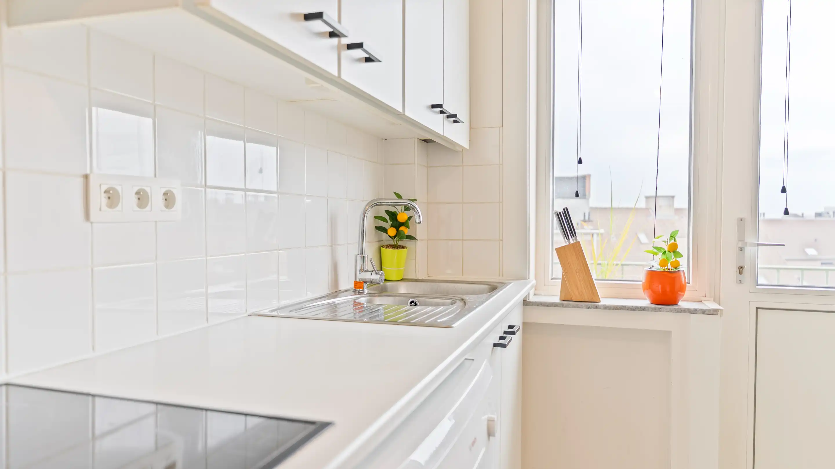 Karaktervol appartement met panoramisch zicht in hartje Kortrijk met garage foto 10