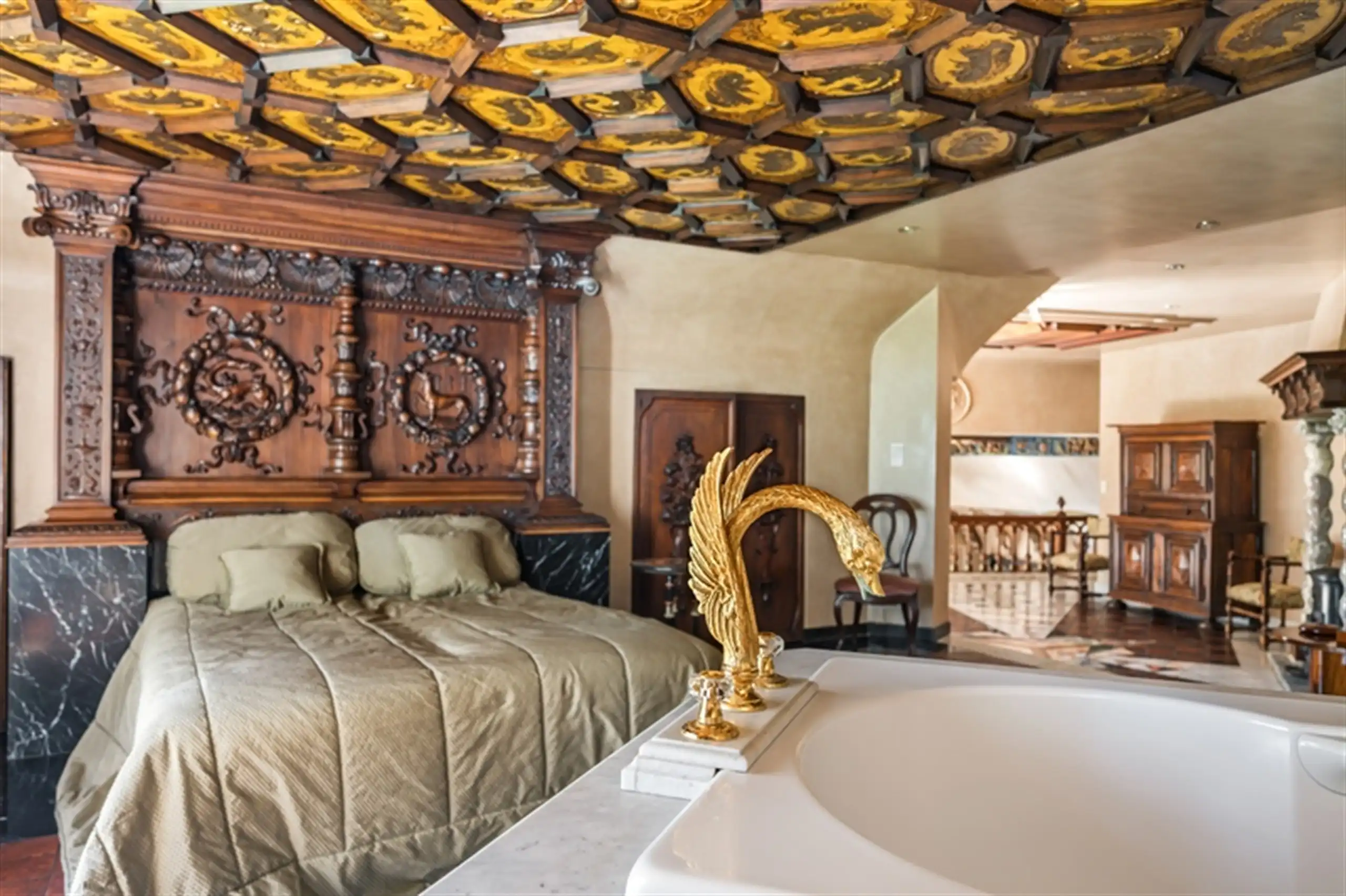 Exclusieve villa met bos, zicht  en  unieke geschiedenis! foto 22