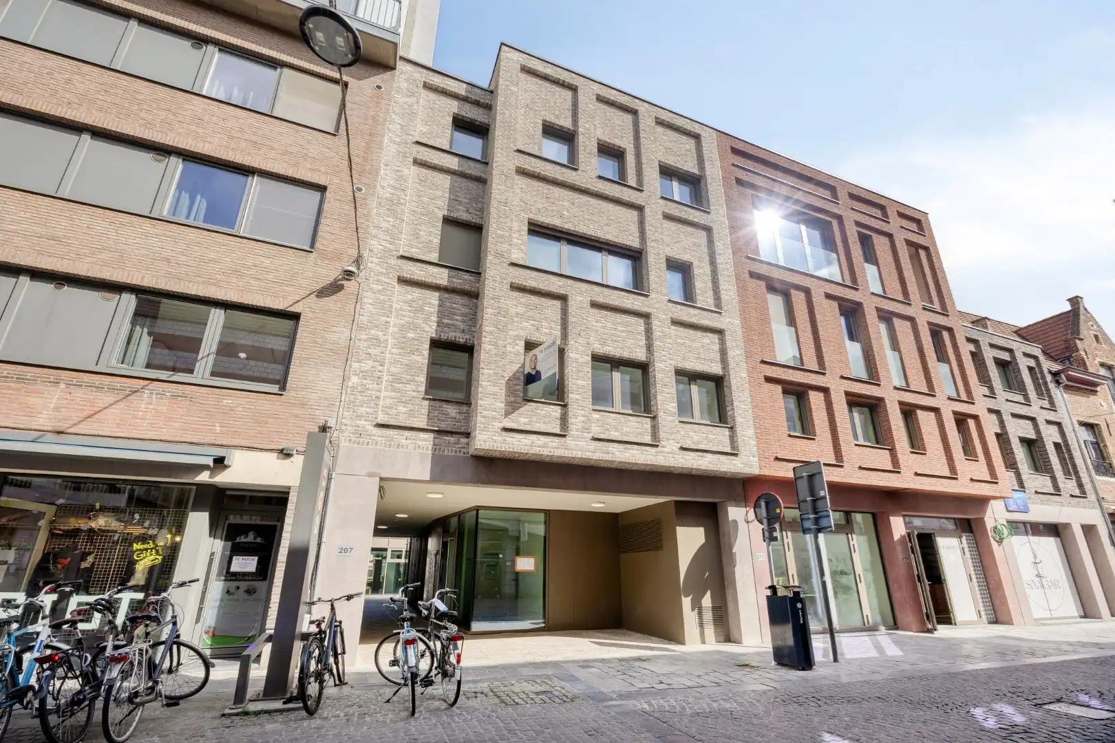 Nieuwbouw studio met 15,1m2 terras in hartje Leuven met kelderberging en parkeermogelijkheden! 6% BTW mogelijk! foto 3