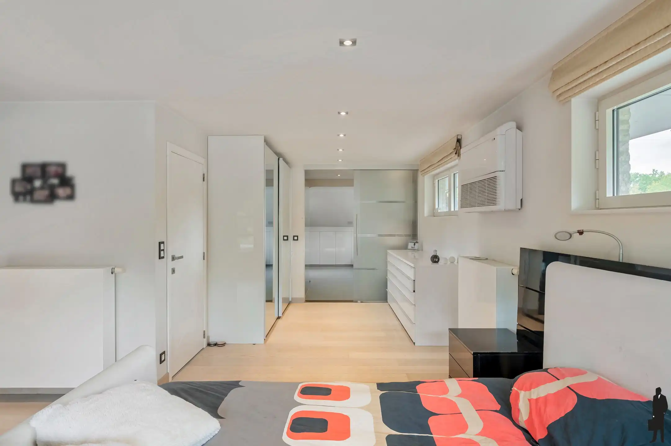 Eigentijdse villa op ca. 1.246 m² te Brasschaat! foto 11