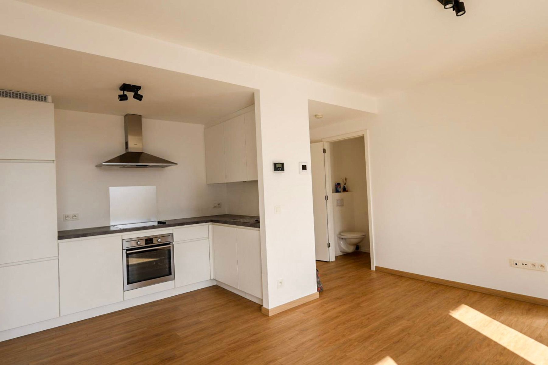 Exclusief 1-slaapkamerappartement te huur foto 7