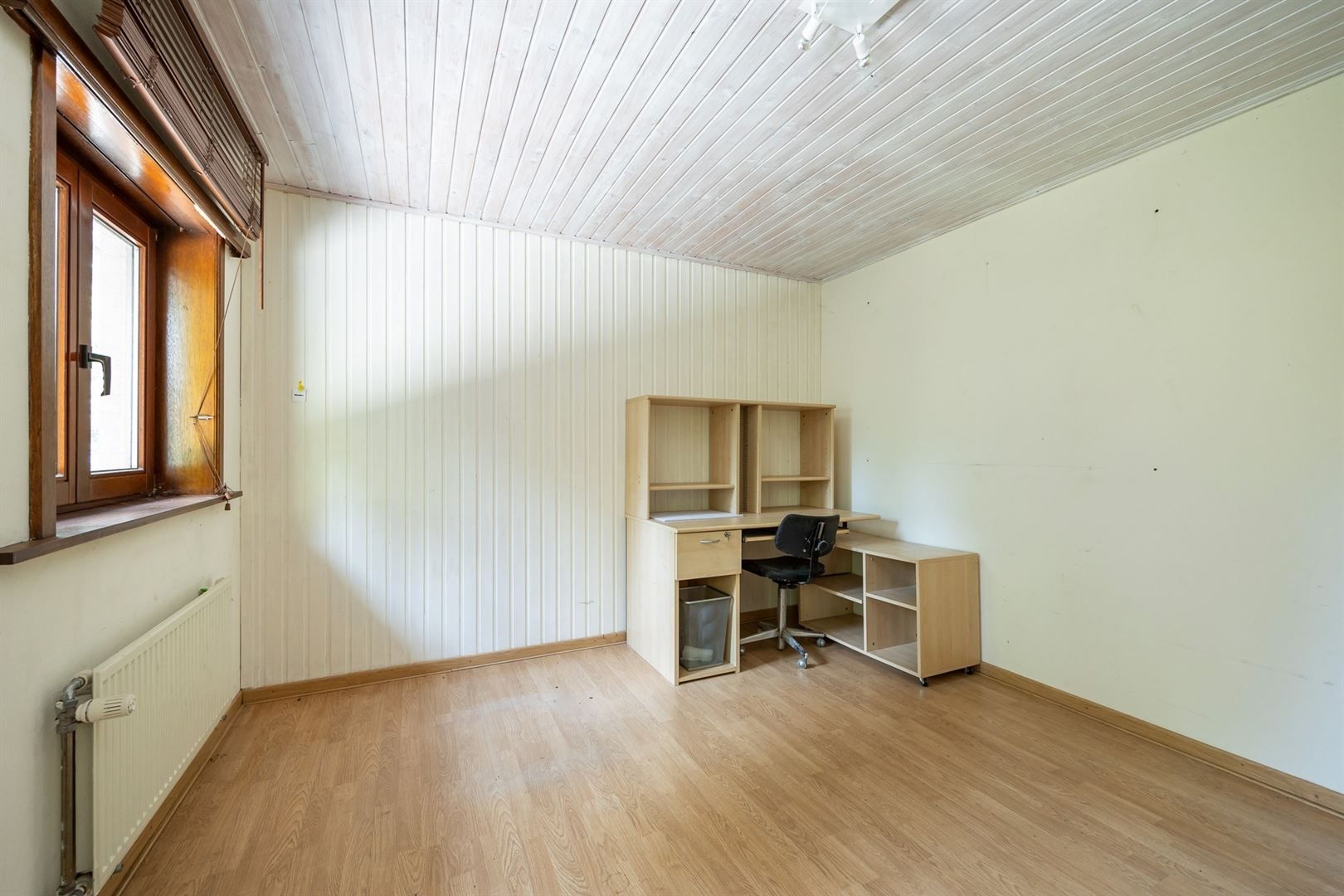Karaktervolle half open villa met grote tuin 1.189m² in een rustige straat. foto 16