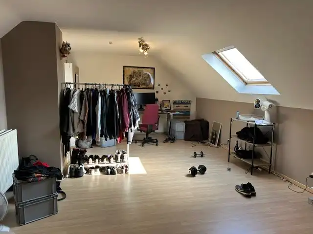 Lichtrijk duplex appartement met 2 slaapkamers en garage foto 12