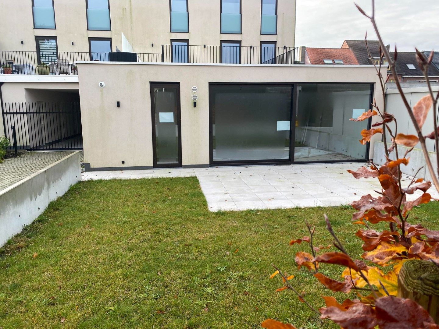 Gelijkvloersappartement met 3 slaapkamers en zongericht terras + tuin  foto 1