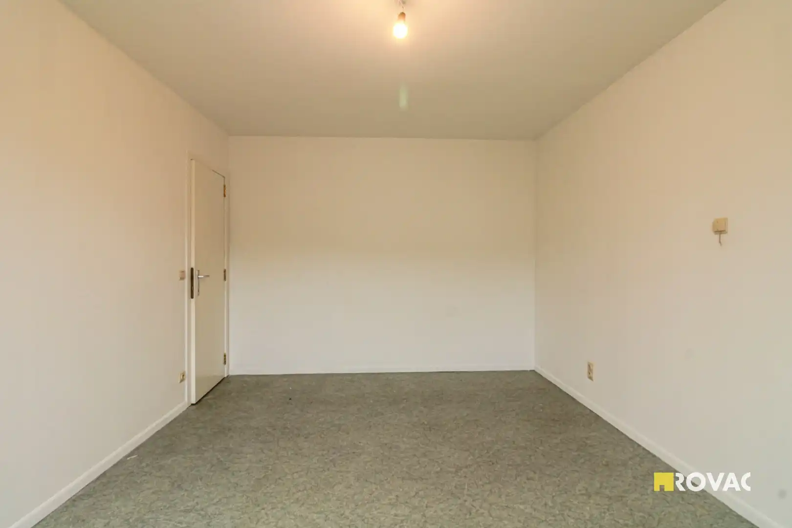 Goed gelegen rijwoning foto 13