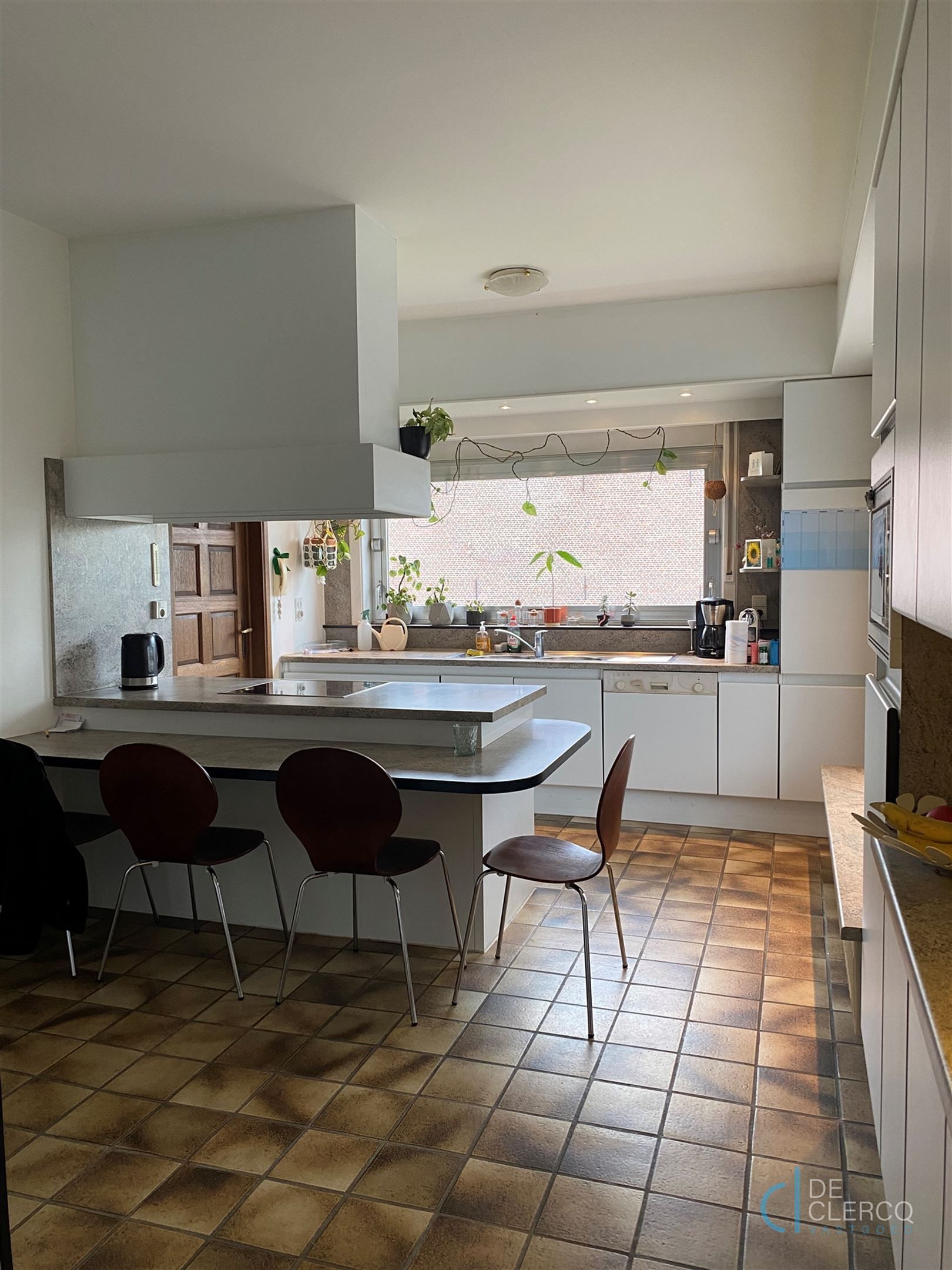 Ruim, charmant appartement te huur in centrum Lochristi!  foto 7