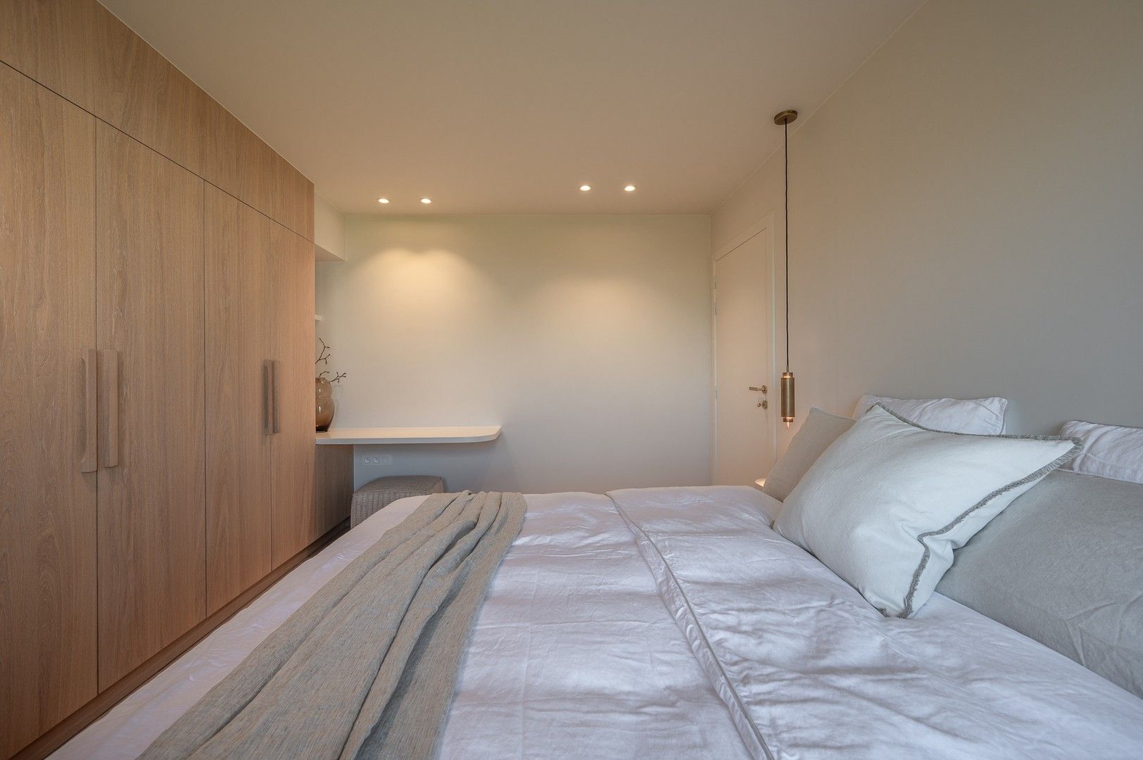 Subliem gerenoveerd hoekappartement met een schitterend zicht op de villa's van het Zoute. foto 26