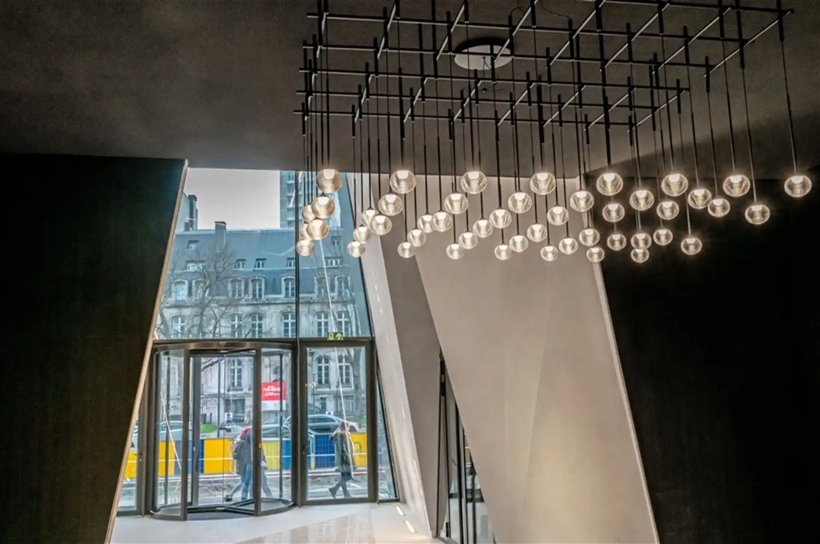 SPECTRUM : 4e verdiep 1.390m² en 268m² te huur foto 5