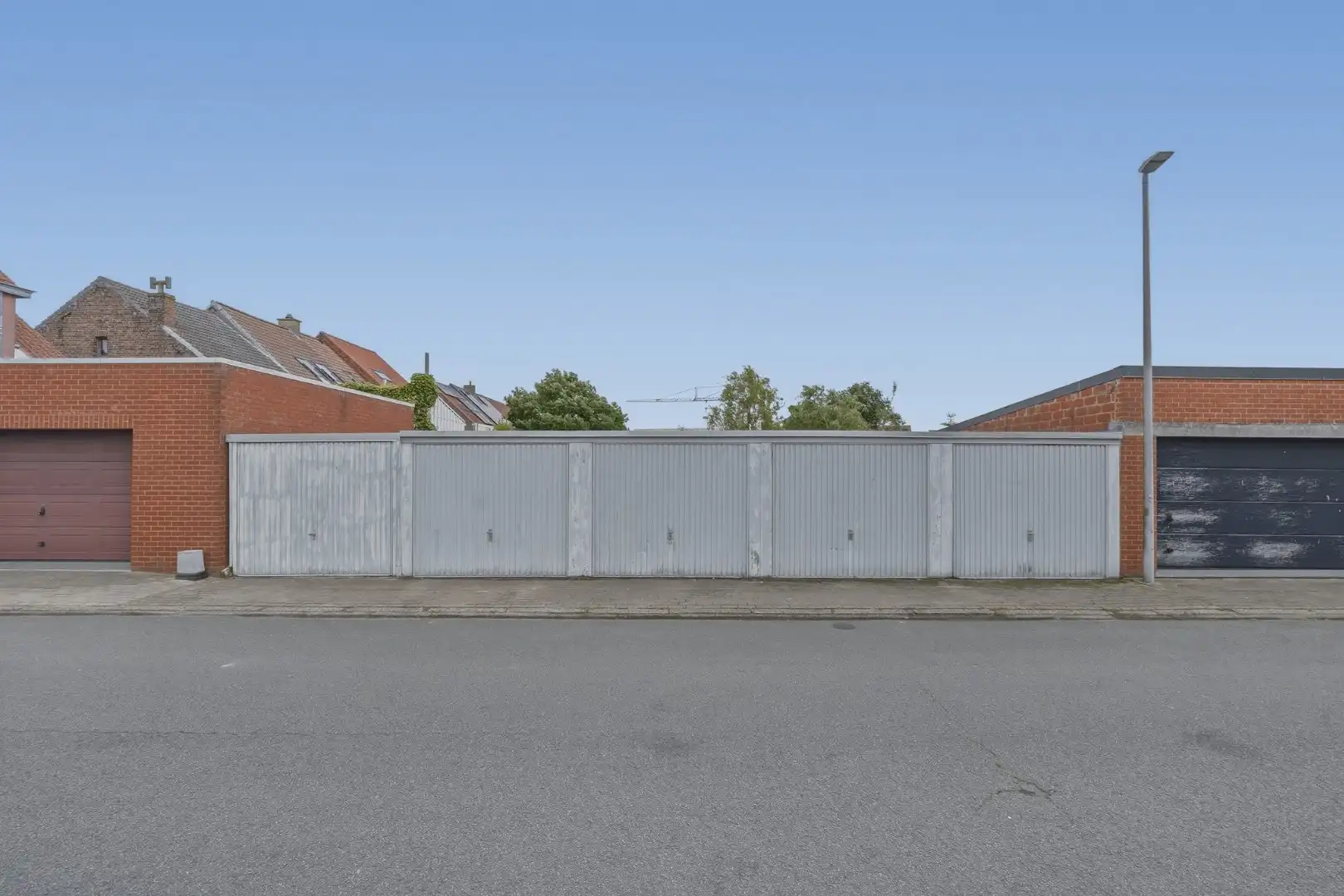 Karaktervolle instapklare hoekwoning met inpandige garage en zonnige stadstuin foto 21