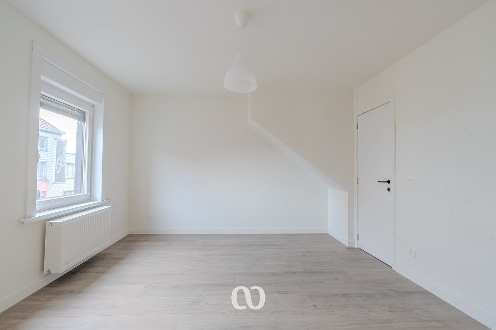 Volledig gerenoveerde, instapklare woning met 3 slaapkamers in Olsene foto 7