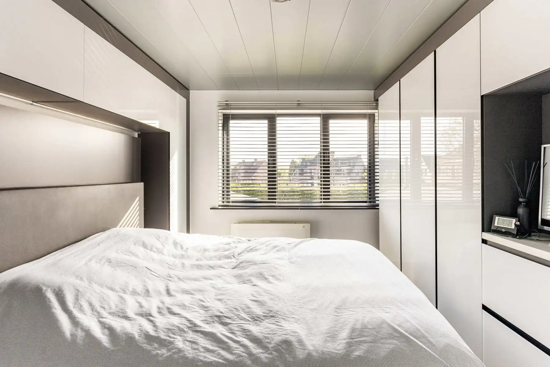 Prachtig onderhouden en instapklare woning vlakbij het centrum van Lede foto 27