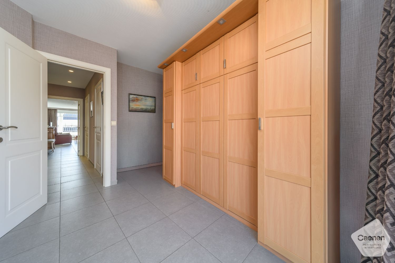Instapklaar appartement met 2 slaapkamers, terras en balkon nabij zee foto 11