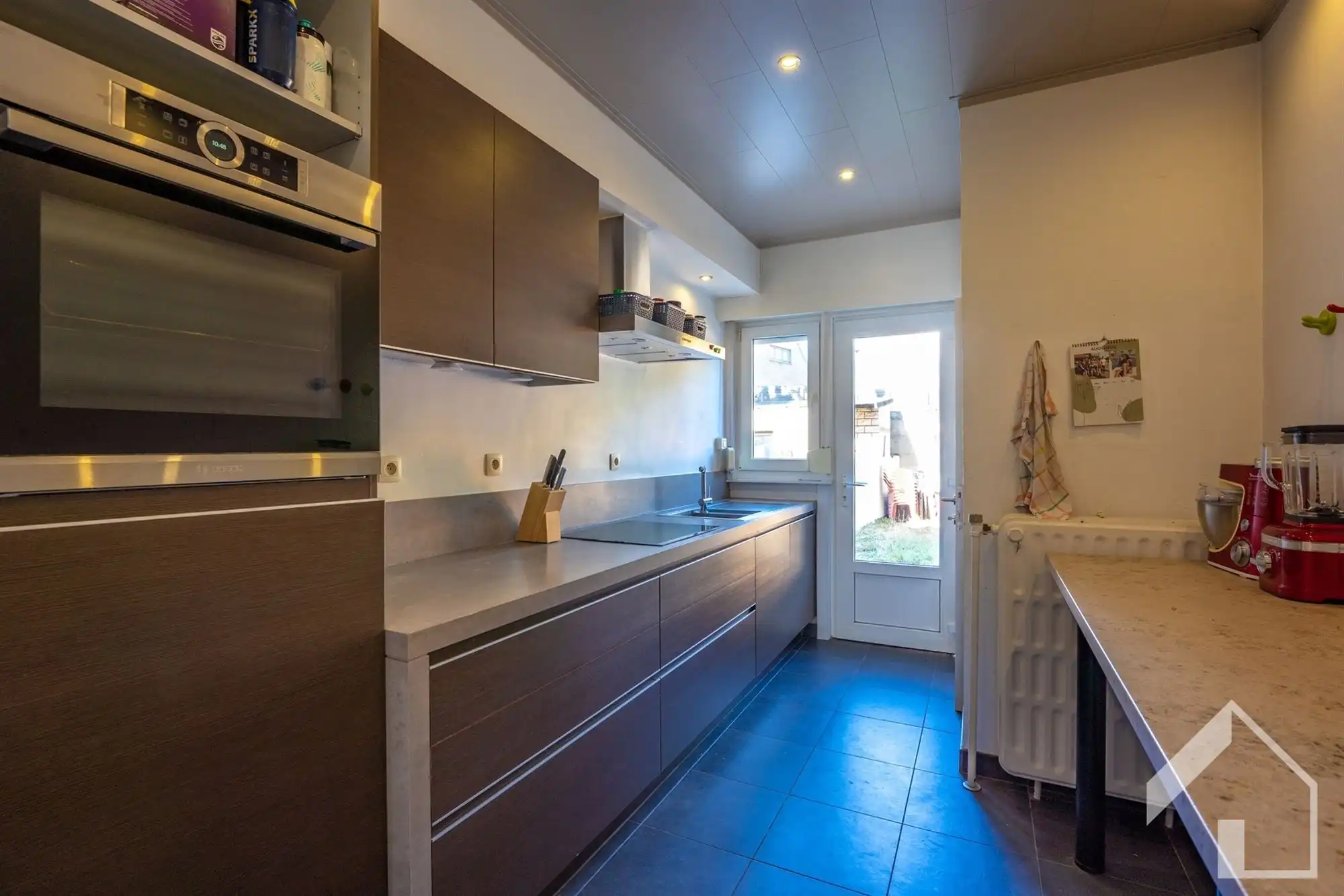 Leuke gezinswoning met tuin en 3 ruime slaapkamers foto 5