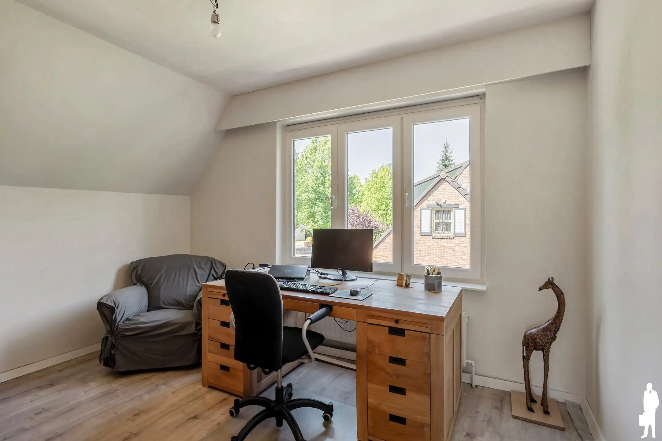 Rustig gelegen villa in het groene Mariaburg te Brasschaat! foto 15
