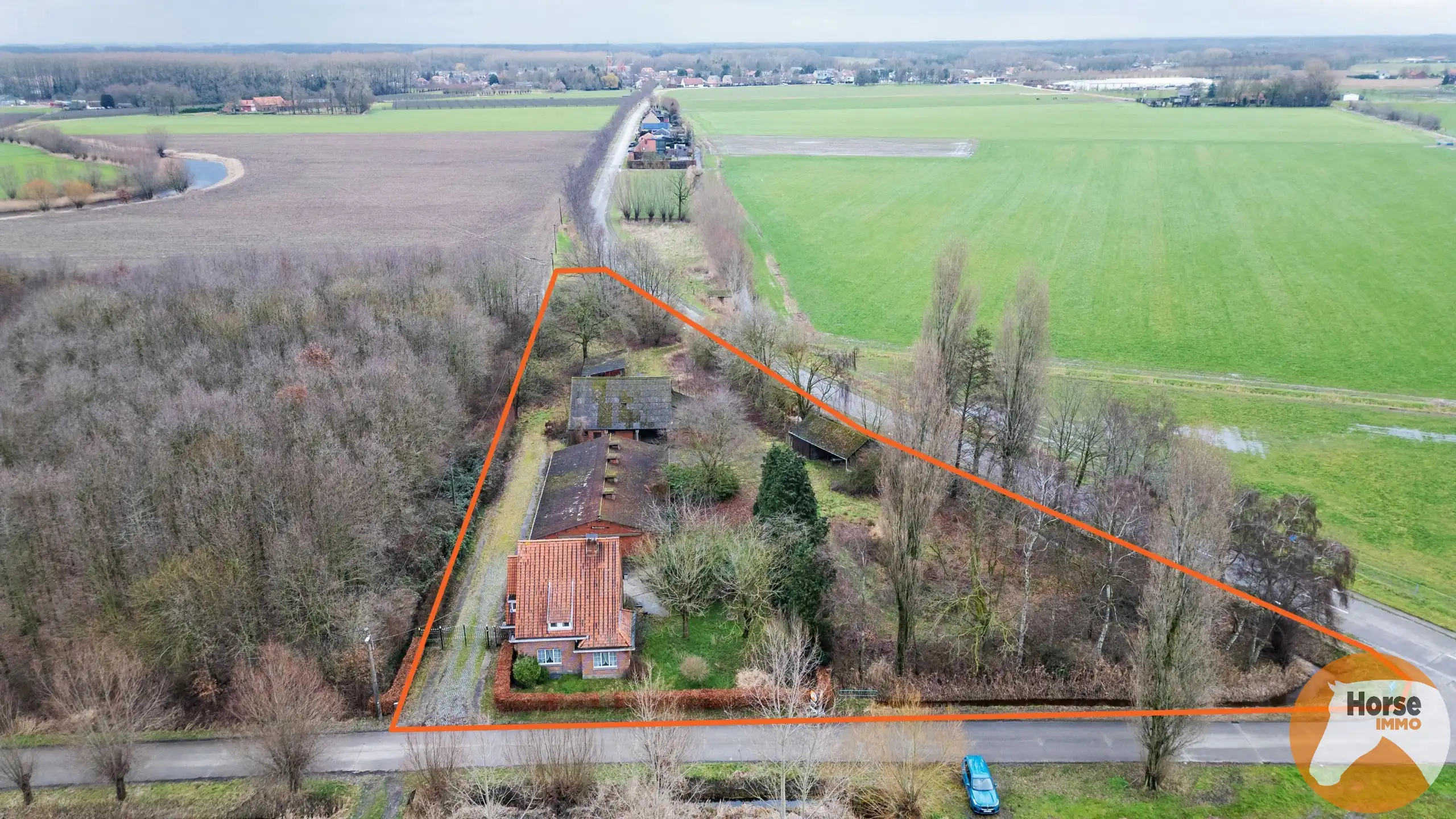 LOKEREN - Open bebouwing op een rustige locatie foto 3